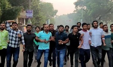 ঢাকা বিশ্ববিদ্যালয়ে ছাত্রদলের অবরোধ