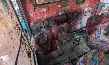 মিরপুরে যাত্রীবাহী বাসে আগুন