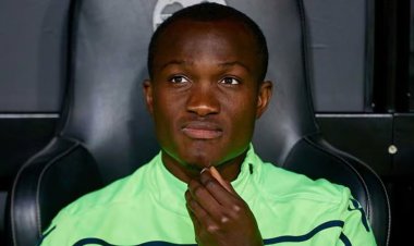 মাঠেই প্রাণ হারালেন ফুটবলার