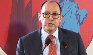 পিটার হাসকে আওয়ামী লীগ নেতার ফের হুমকি