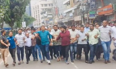 স্বেচ্ছাসেবক দল ঢাকা দক্ষিনের ৫ স্থানে বিক্ষোভ