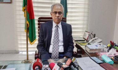 আচরণবিধি না মানলে ব্যবস্থা নেবেন ম্যাজিস্ট্রেটরা : ইসি আলমগীর 