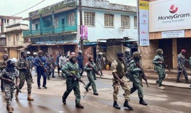সিয়েরা লিওনে অভ্যুত্থানের চেষ্টা হামলায় সেনাসহ নিহত ২০, পালিয়েছে ২০০০ বন্দি