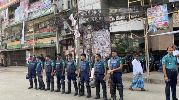 বিএনপির কার্যালয়ে ঝুলছে তালা, অবস্থান পুলিশের
