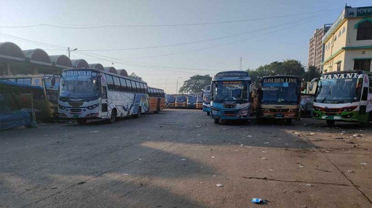 অবরোধের দ্বিতীয় দিনে ফাঁকা গাবতলী, ছাড়ছে না দূরপাল্লার বাস