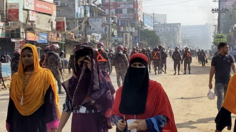 আশুলিয়ায় দুই কারখানায় শ্রমিকদের হামলা, গাড়ি ভাঙচুর