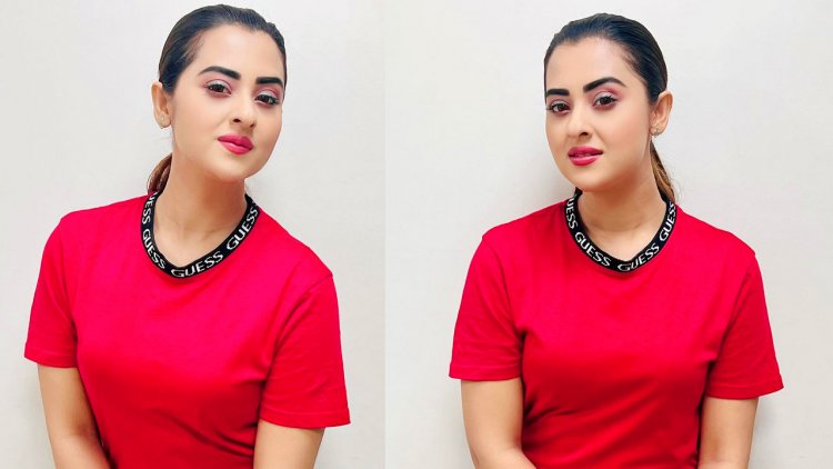 এসব নিয়ে কথা বলতেও রুচিতে বাঁধছে : বুবলী