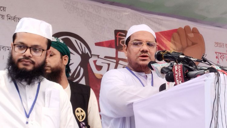 সরকারের সামনে ক্ষমতা ছেড়ে দেওয়া ছাড়া পথ খোলা নেই: রেজাউল করীম