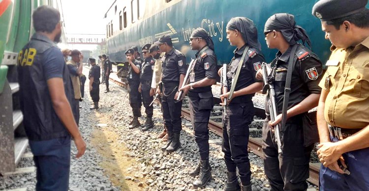 পাবনায় আট মামলায় আসামি ২৪৫, গ্রেফতার ৫৩