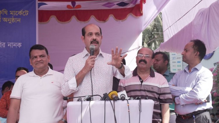অবৈধ দোকানদারদের তালিকা করে ব্যবস্থা নেওয়া হবে : মেয়র আতিক