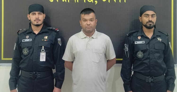 বাসে অগ্নিসংযোগের মামলায় রাজধানীতে গ্রেফতার ১