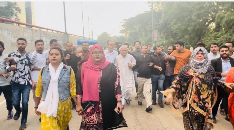 রুহুল কবির রিজভীর নেতৃত্বে কাওরানবাজার ও দয়াগঞ্জ মোড়ে পিকেটিং