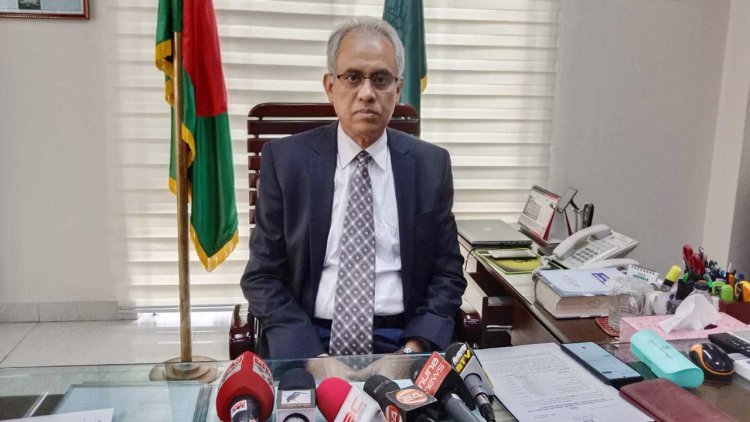 আচরণবিধি না মানলে ব্যবস্থা নেবেন ম্যাজিস্ট্রেটরা : ইসি আলমগীর