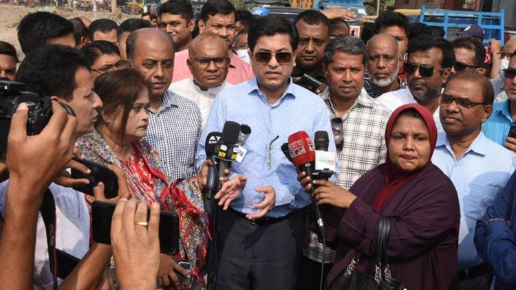 নদীর জায়গায় কোনো কিছুই থাকতে দেব না : মেয়র তাপস