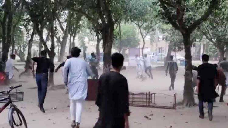 রাবি ছাত্রলীগের দুই পক্ষের সংঘর্ষ