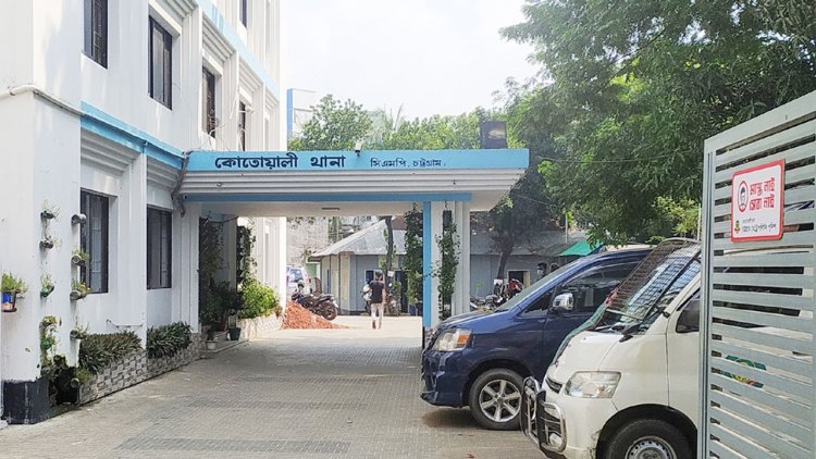 চট্টগ্রামে যুবককে পিটিয়ে হত্যা, সাবেক ছাত্রলীগ নেতা দুলুসহ আটক ৩
