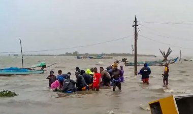 ভারতে আঘাত হানার আগেই মিগজাউমের দাপটে নিহত ৮