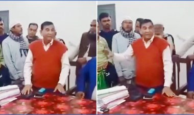 ‘৯ হাজার ভোট পিটাইয়া দেবো’ আওয়ামী লীগ নেতার ভিডিও ভাইরাল