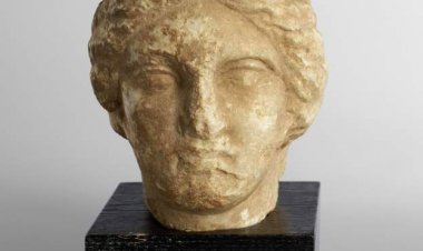 ২০০০ বছরের পুরোনো ভাস্কর্য লিবিয়াকে ফিরিয়ে দিল সুইজারল্যান্ড