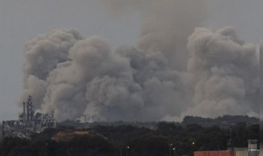 গাজায় ইসরায়েলি বোমা হামলায় নিহত ১১