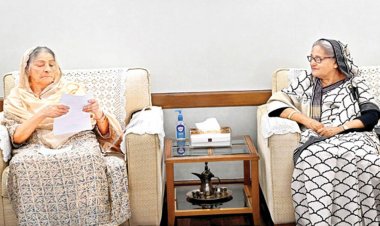 প্রধানমন্ত্রীর সঙ্গে সাক্ষাৎ করতে গণভবনে রওশন এরশাদ