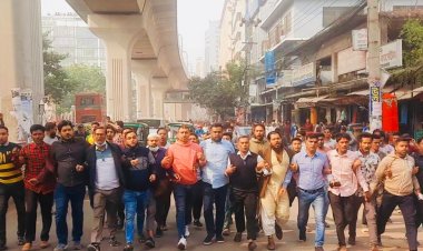 রাজধানীর বিভিন্ন স্থানে স্বেচ্ছাসেবক দলের বিক্ষোভ মিছিল 