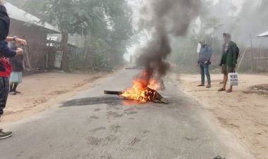 পানছড়িতে চলছে সর্বাত্মক ধর্মঘট