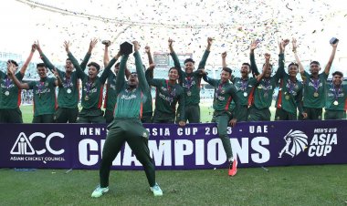 বিকেলে দেশে ফিরছে যুব চ্যাম্পিয়নরা