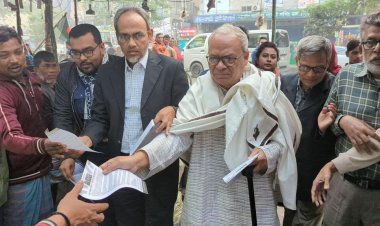 রামপুরা ও শাহজাহানপুর কাঁচাবাজারে রিজভীর নেতৃত্বে লিফলেট বিতরণ