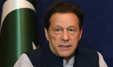 ‘ব্যাট’ প্রতীক নিয়ে নির্বাচন করতে পারবে না ইমরান খানের দল