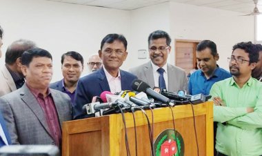 নির্লিপ্ততার অভিযোগে দুই থানার ওসি প্রত্যাহার: ইসি