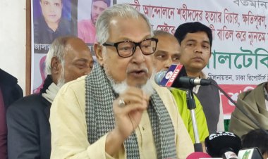 ৭ জানুয়ারি ভোটকেন্দ্রে না গিয়ে পরিবারকে সময় দিন: নজরুল ইসলাম খান