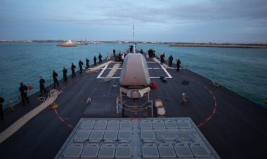 লোহিত সাগরে এবার রণতরীতেও ড্রোন হামলা