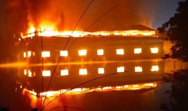 নারায়ণগঞ্জে টেক্সটাইল কারখানার গোডাউন পুড়ে ছাই