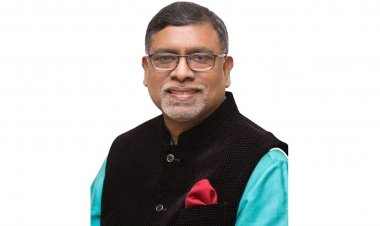 স্মার্ট বাংলাদেশ গড়তে বুদ্ধিবৃত্তিক কার্যক্রমেও সফল হতে হবে