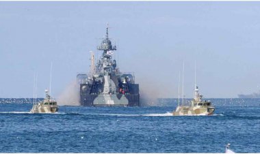 ইউক্রেনের হামলায় রুশ যুদ্ধজাহাজ ক্ষতিগ্রস্ত, হতাহত ৩