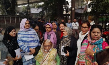 আ.লীগের ইশতেহার বিএনপির প্রত্যাখান