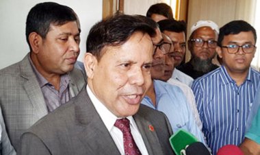  জীবন দেওয়া ছাড়া সবকিছুই করছেন কমিশনাররা: ইসি আহসান হাবিব