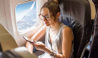 বিমানে উঠলে যে কারণে ফোনকে ফ্লাইট মোডে রাখতে বলা হয়