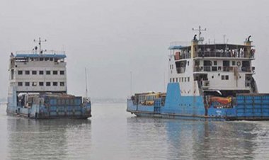 ৫ ঘণ্টা পর দৌলতদিয়া-পাটুরিয়া নৌরুটে ফেরি চলাচল শুরু