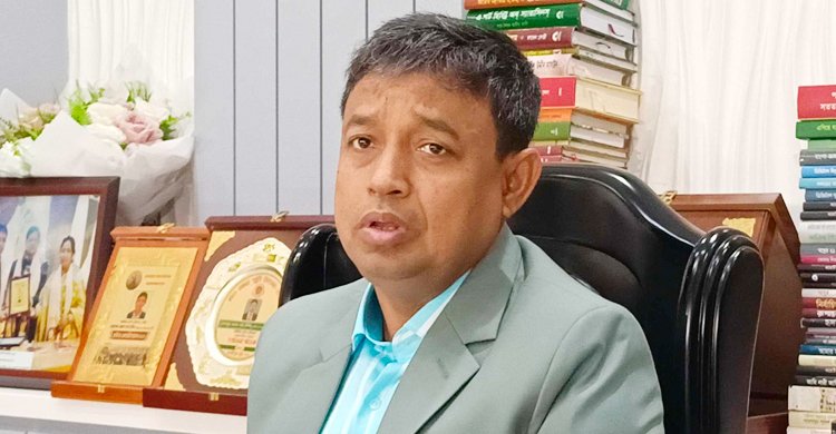 অবরোধ ডেকে পালিয়ে থাকা রাজনৈতিক কর্মসূচি হতে পারে না: হারুন