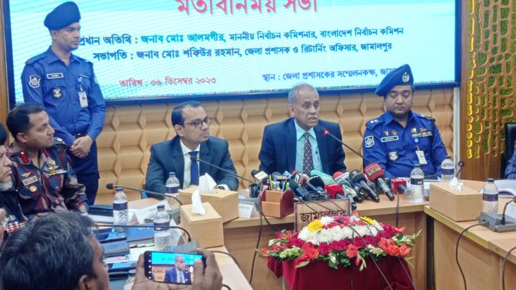বিদেশিদের চাপ দেওয়ার অধিকার নেই : ইসি আলমগীর
