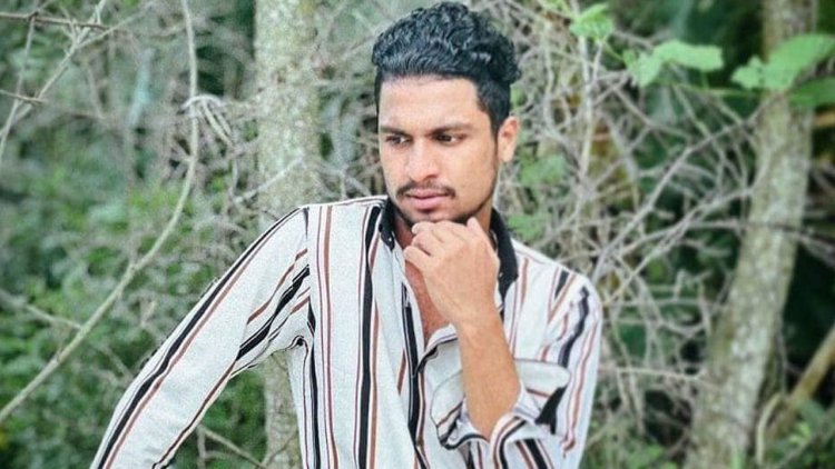 মোটরসাইকেল দুর্ঘটনায় প্রাণ গেল কলেজছাত্রের