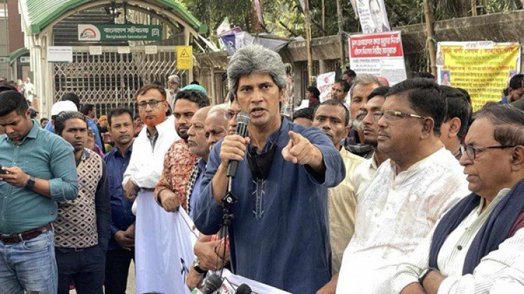 ট্রেনে আগুন আন্দোলনকারীদের সাথে কোন সম্পর্ক নাই: সাকি