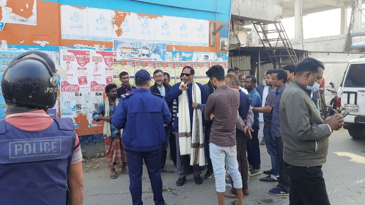 পাবনায় স্বতন্ত্র প্রার্থী অধ্যাপক আবু সাইয়িদ ‘অবরুদ্ধ’