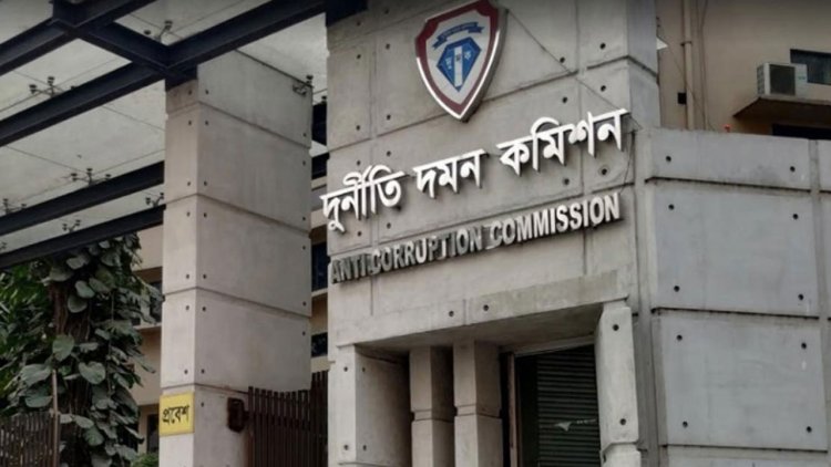 সাড়ে ৭ কোটি টাকার এফডিআর স্ত্রীসহ পুলিশ সুপারের বিরুদ্ধে চার্জশিট