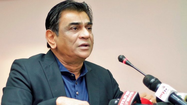 অপারেশন থিয়েটারে সালাউদ্দিন