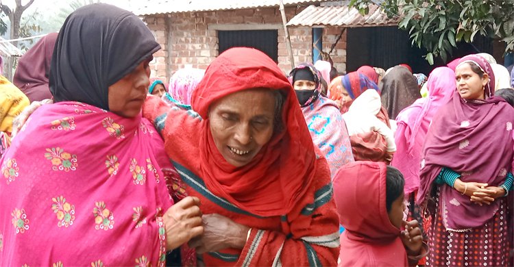দুই ভাইকে ডেকে নিয়ে গলা কেটে হত্যা