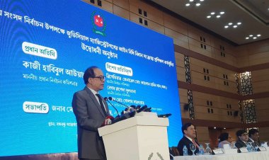 যেকোনো মূল্যে ভোট কেন্দ্রের আইনশৃঙ্খলা পরিস্থিতি ঠিক রাখতে হবে: সিইসি