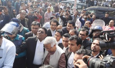 ড. ইউনূসকে সাজা দেওয়ায় ‘আন্তর্জাতিক অঙ্গনে বাংলাদেশ হেয় প্রতিপন্ন হবে’